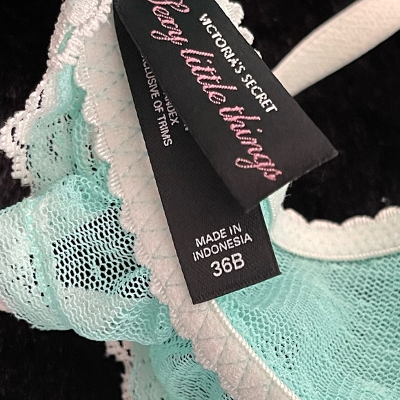 36B /M Vs Victoria’s Secret Sexy little things Mint Ruffles bra/Garter Skirt set - Picture 13 of 15